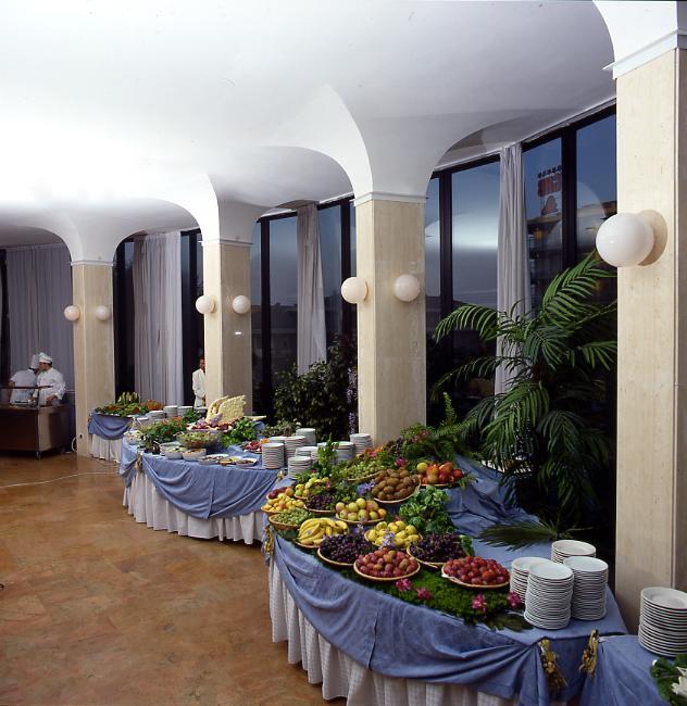 Hotel President Silvi Marina Exterior foto